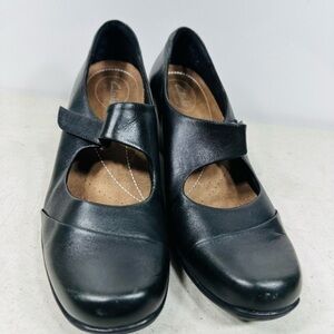 Women's Black Leather Shoes
